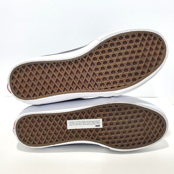 Vans Unisex Classic Sk8-Hi, High Top Sneakers, Black/White Men's 9.5 Authentic - Picture 11 of 15